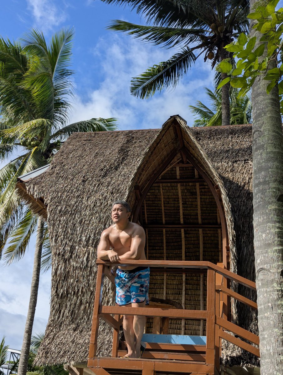 HomunculusZero1's tweet image. ...enjoying the sun 🏖️😎🥰...