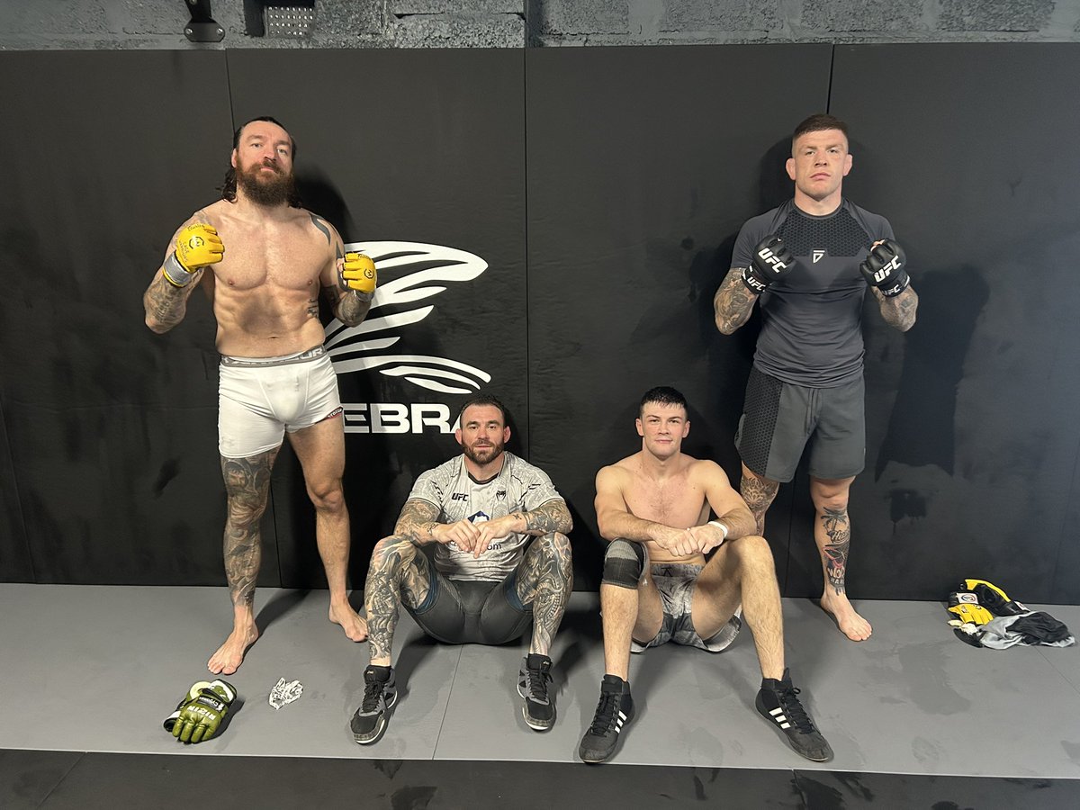 Great work this morning with Scotland’s finest. Looking forward to putting it all together next week. Big performances coming in 10 days.
<a href="/CageWarriors/">Cage Warriors</a> 
<a href="/theproblem155/">Chris duncan</a> 
<a href="/Flyinjudoka/">Robert Whiteford</a>