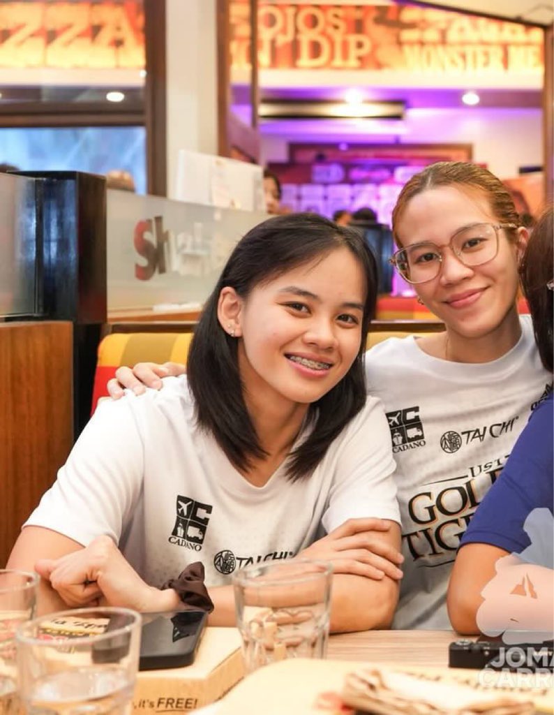 Miss ko yang mga ngiting yan🥹