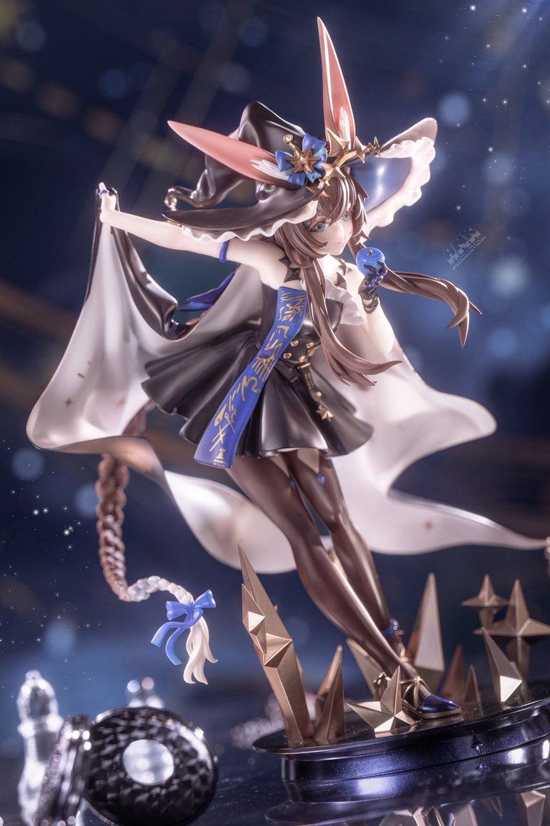 アーミヤ・夢醒め

イラスト：<a href="/shihaoliu17/">陆拾斤</a>
原型：<a href="/yadonna_ab/">Yadonna芽咚</a>
塗装：<a href="/lancet_fenix/">南風浅＿フェリクス</a> 

＃アークナイツ
＃アーミヤ
＃フィギュア
＃ガレージキット
 #美しきフィギュア達の宴