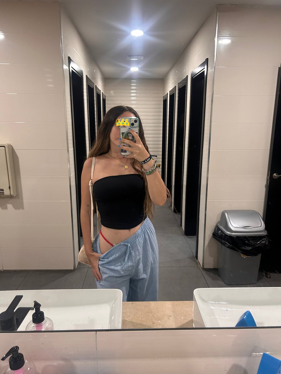 goddessstarkk's tweet image. tengo ganas de un buen saqueito a algún pringado 🤯

#findom #femdom #finfet #sumisofinanciero #paypig #pagafantas #finsub #goddess #rtgame #rtsub #humanatm