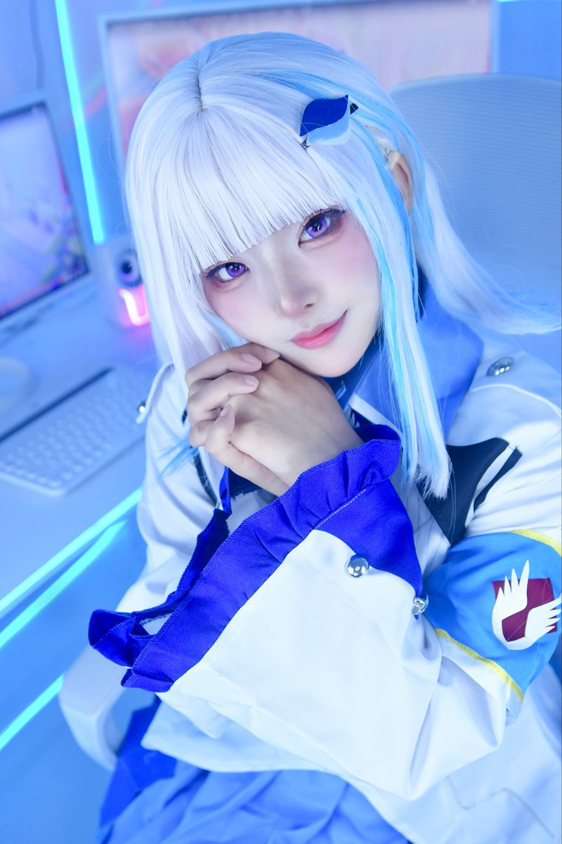 cos.👑
……………目、合ってる？