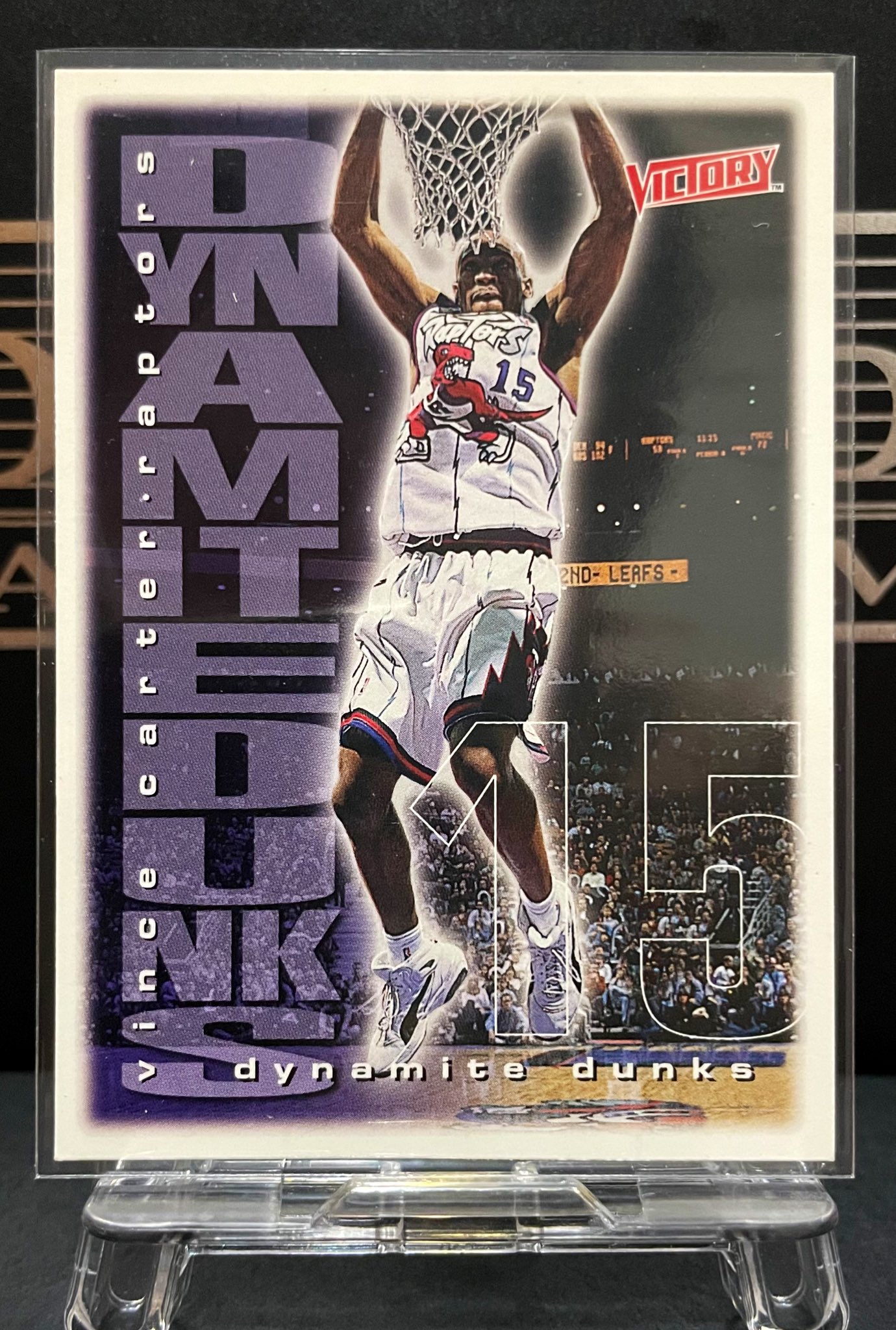 NBAカードトレカ高卒ルーキーTRIPLEJUMPJERSEYUPPERDECK マイケル・ジョーダン、伝説のレアカードが210万ドルで落札