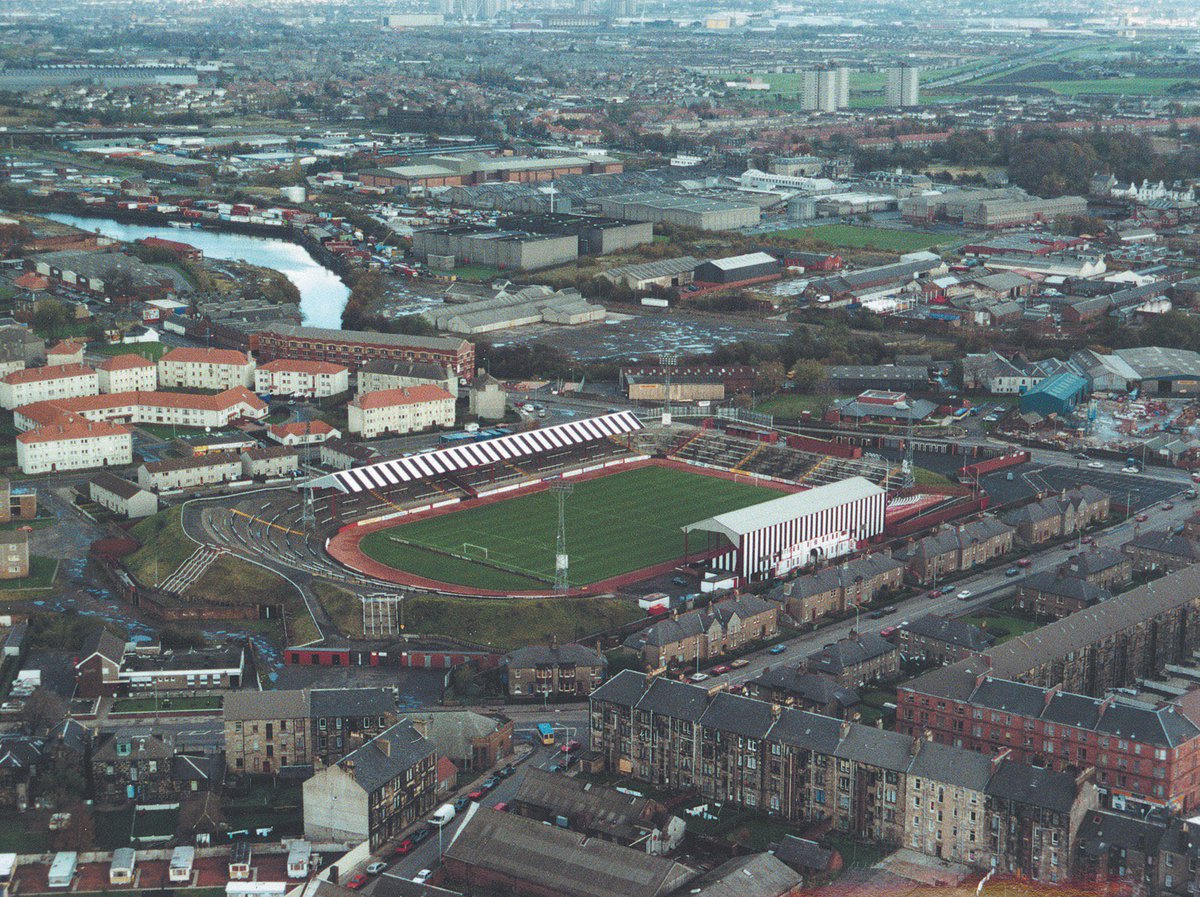 footyheritage's tweet photo. Love Street, St. Mirren, 1990s.

Great photo. One of the most fondly remembered lost grounds in Scotland. https://t.co/nh0HcbuSpf