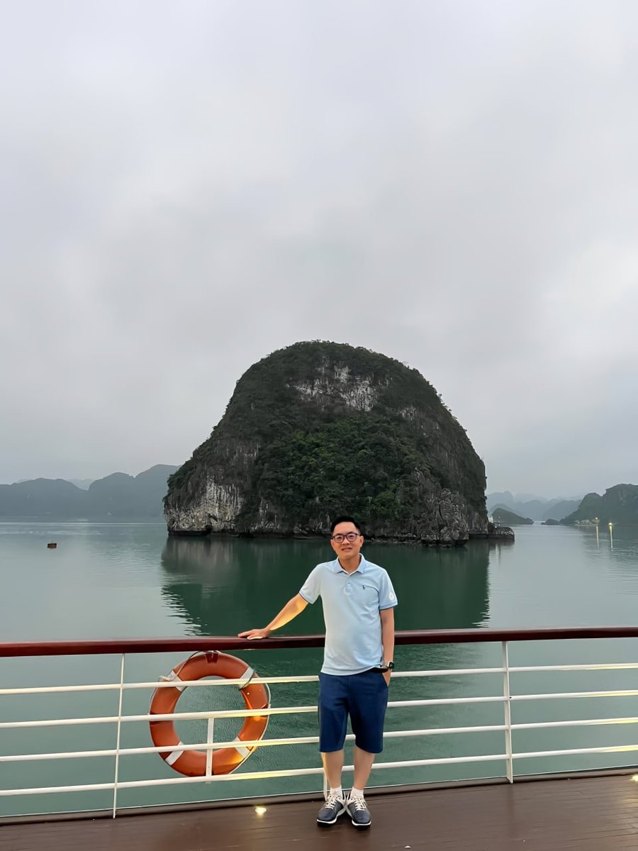 Ben_Nguyen41718's tweet photo. Có người nói. Khi chọn người yêu thì nên chọn người đẹp thay vì chọn người tử tế. Vì tử tế diễn được còn cái đẹp thì không?
Còn theo các bạn thì nên chọn như nào? https://t.co/x2egggyWFz