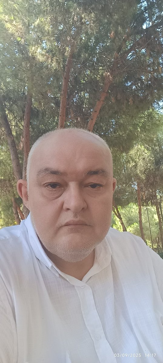 Nurlu ve kutlu doğumun müjdelendiği Mevlit Kandilimizin mübarek olmasını diliyor; bu gece hürmetine aziz milletimizin, Türk-İslam âleminin nice manevi ikram ve güzelliklerle mükâfatlanmasını Cenab-ı Allah'tan niyaz ediyorum.
Hayırlı Kandiller.