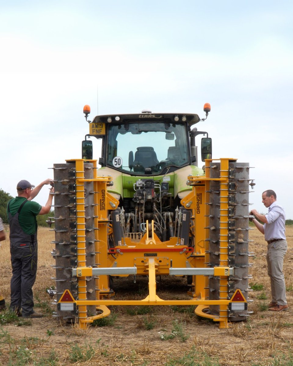 APMsupplies's tweet image. Out in the field with Scott, Nick, Hans &amp;amp; Mac across the country - Meeting customers and putting our kit to work. A snapshot of what we’ve been up to and the innovations keeping us busy. 💪💜

#MaxiPart #APM #CustomerConnections #InnovationInAction
