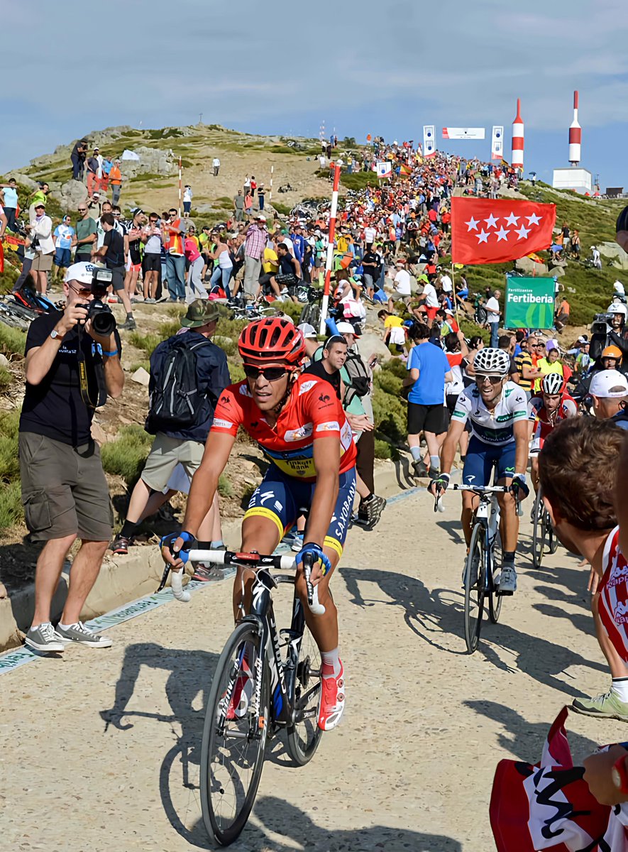 "Prohibido el público en el último kilometro en la etapa de la Bola del Mundo" Estas son las medidas de protección que va a aplicar la organización de la Vuelta a España tras la protesta del grupo ecologista que pedia la cancelación de la subida final.😱😡 ciclismoafondo.es/noticias/prohi…