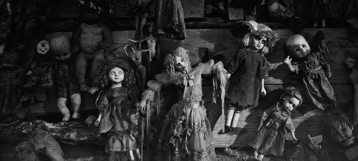 LG_Views's tweet photo. “The Dead Dance” music video is out now!

https://t.co/VUBq6mxMYY

1. Watch the full video 

2. Give it a like 

3. Leave a comment https://t.co/2wETacYhUM