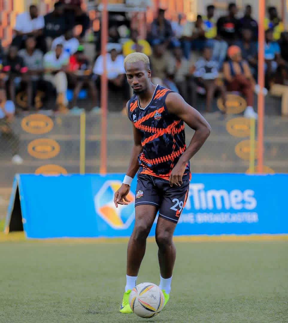 TRANSFERS ⚽👌 

KCCA FC Has Signed Alpha Theirry Ssali On A Two Years Deal 👌👍

The Former Express Football Club Player Had A Running Contract With NEC FC.

Goodluck Lion 🦁 

- Didi