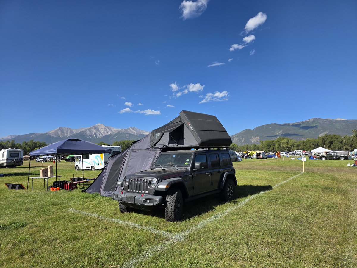 Take me back to Field of Vision. <a href="/kinggizzard/">King Gizzard</a>