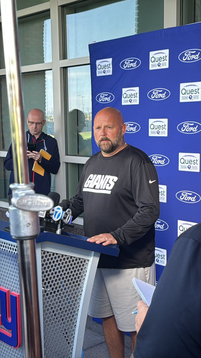 Brian Daboll says “everyone will be out there,” regarding injured guys. That’s a good sign. Says Andrew Thomas is doing what he needs to do. #Giants