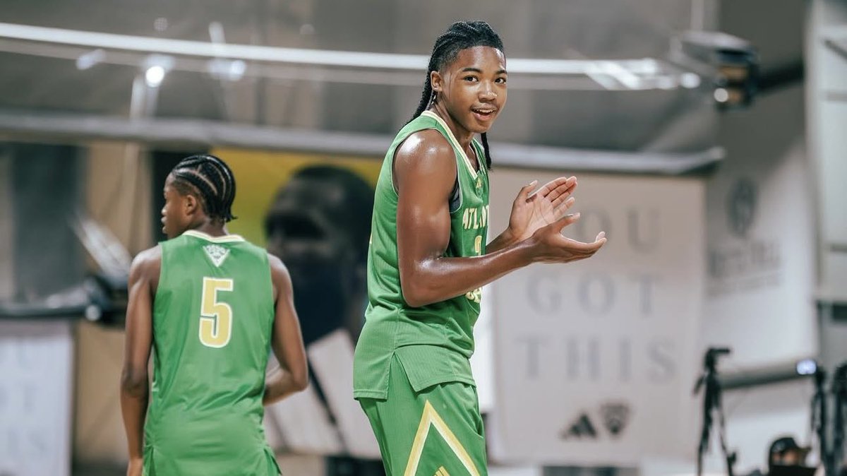 POBScout's tweet image. 2028 Blaze Johnson really showcased his true potential at the #SerosInvitational, and it was backed up later by being ranked as a Top 50 prospect by @Rivals. 

Why are we so high on his game? We dive into it more: phenomhoopreport.com/blaze-johnson-…