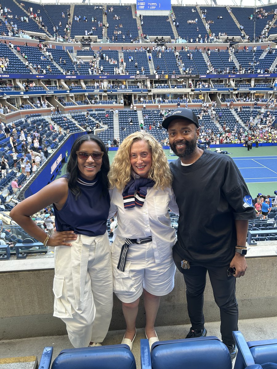 Summer in the city 🏙️ 🎾

CLF hosted LPs, partners, and friends at the US Open in partnership with <a href="/furisport/">FURI Sport</a>—Coco Gauff’s win, Sinner’s victory, and the iconic Honey Deuce set the stage for an unforgettable experience across sport, culture, and community.

Big love to the
