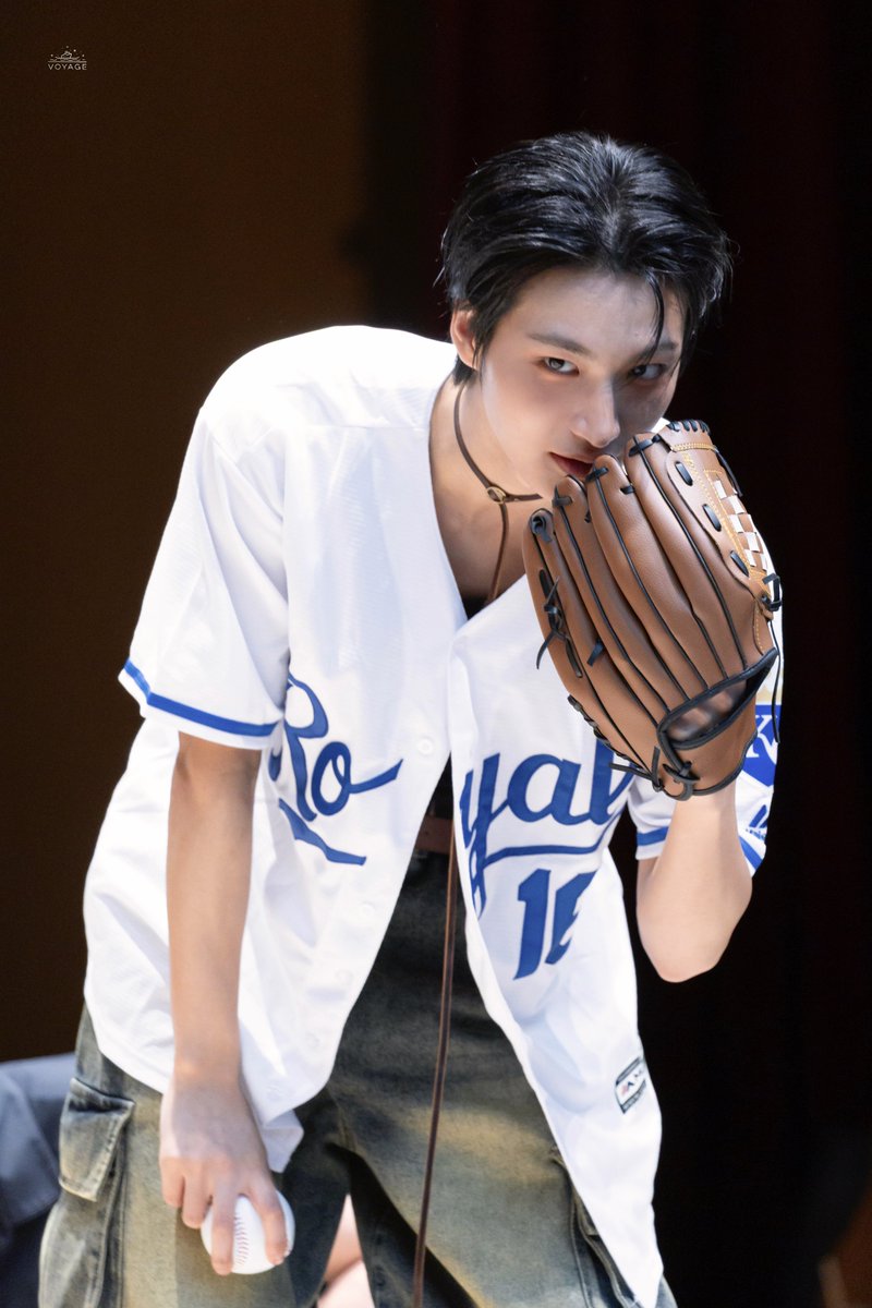 250621

#ATEEZ #에이티즈 #SEONGHWA #성화