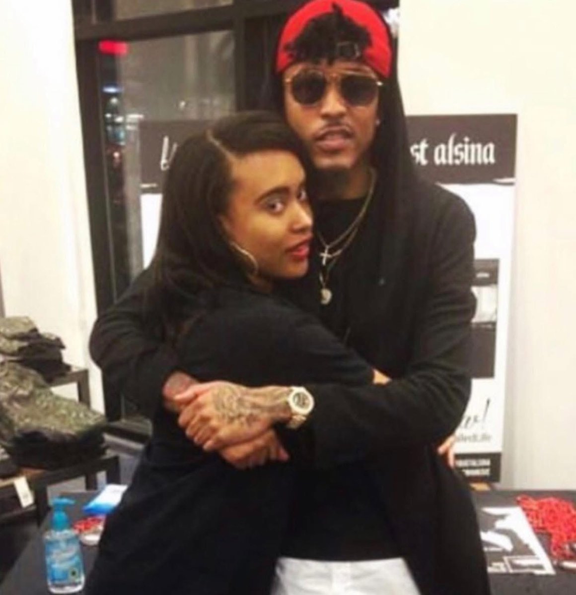 TheFemaleYungin's tweet photo. Thank you for everything. The way you love us fans. All of the years. All of the tears. All of the music. All the hugs. All the retweets. All the likes. All the laughs. All the advice. I still think you’re a real cool dude. 

Happy Birthday @AugustAlsina 🎈! https://t.co/s29nGsyJuv