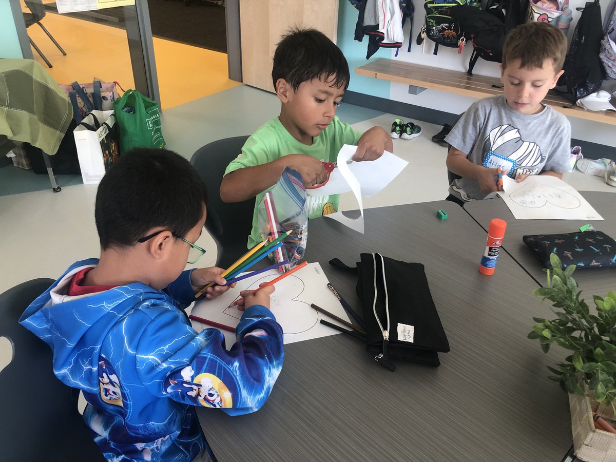 MrsRileyOCSB's tweet photo. What a great couple of days we’ve had during our first week in Grade 1! Today we made our class promise and explored some of our classroom materials through centers: @StGiannaOCSB #ocsbfirstday https://t.co/51tB4cyuqM
