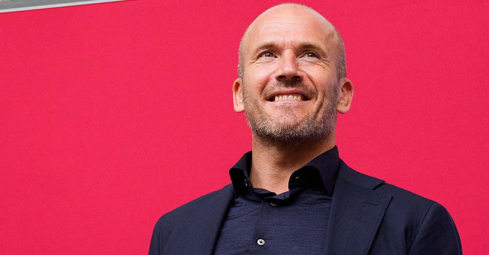 Nieuws - Kroes snapt kritiek op misgrijpen ervaren nummer zes ajax.li/427B2ED #ajax