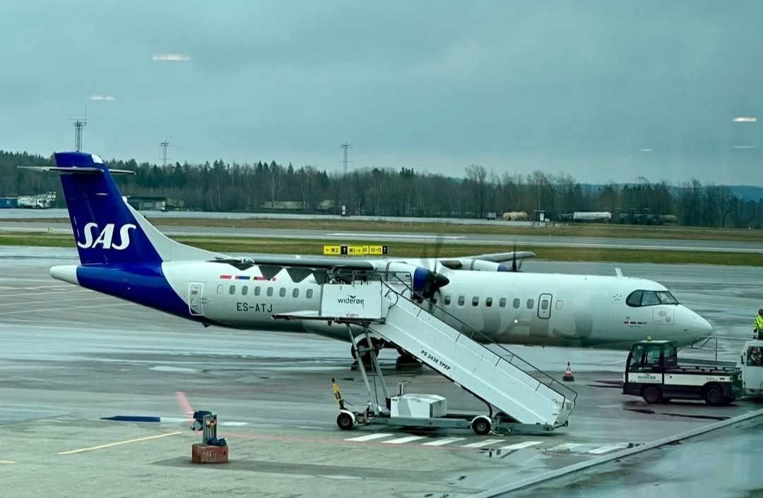 Torp får dobbelt så mange <a href="/SAS/">SAS - Scandinavian Airlines</a> -avganger til København. Fra april blir det enklere å reise fra Vestfold til New York, Tokyo eller Berlin – alt via Kastrup.
📷 Sandefjord lufthavn/ facebook
osloairports.com/2025/09/sas-do…
#SAS #sas #torp #copenhagen #københavn #FlySAS #flysas