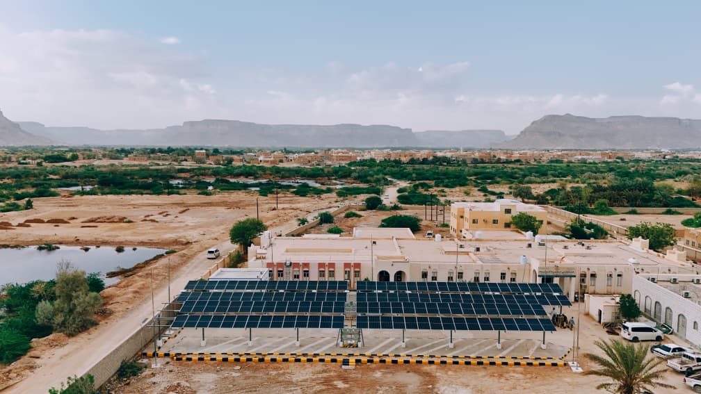 Shibam hospital has a stable power supply now. Thanks to  <a href="/WBG_IDA/">IDA - World Bank</a> funding &amp; <a href="/UNOPS/">UNOPS</a> implementation, patients receive better #healthcare, critical medical equipment work well and vaccines are maintained.

More: 👉#Yemen Emergency Electricity Access Project unops.org/news-and-stori…