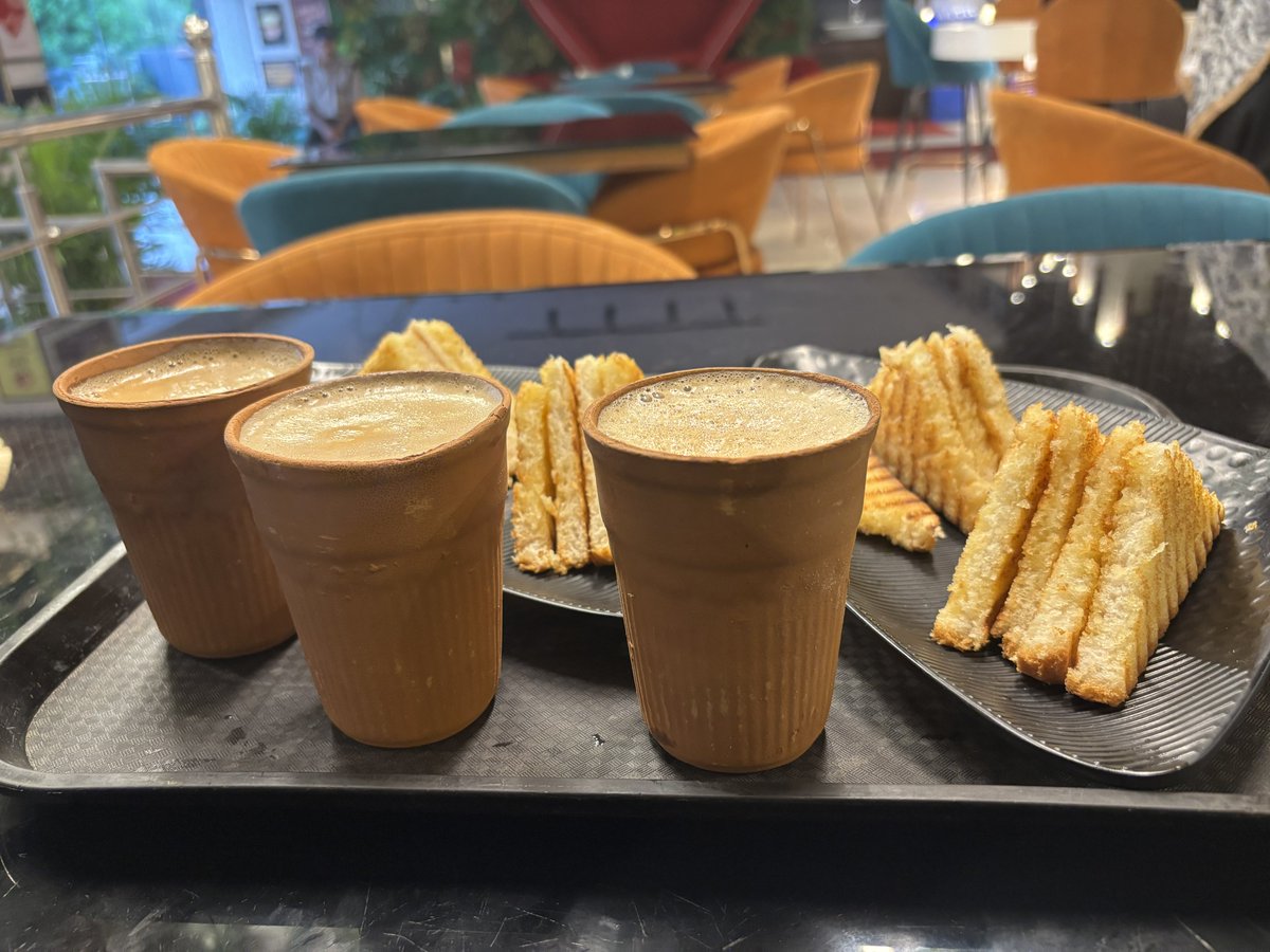 iamSahir23's tweet image. the only thing that can heal you after such a hectic and tired rainy day! ☕️ 
#CSB #Jammu