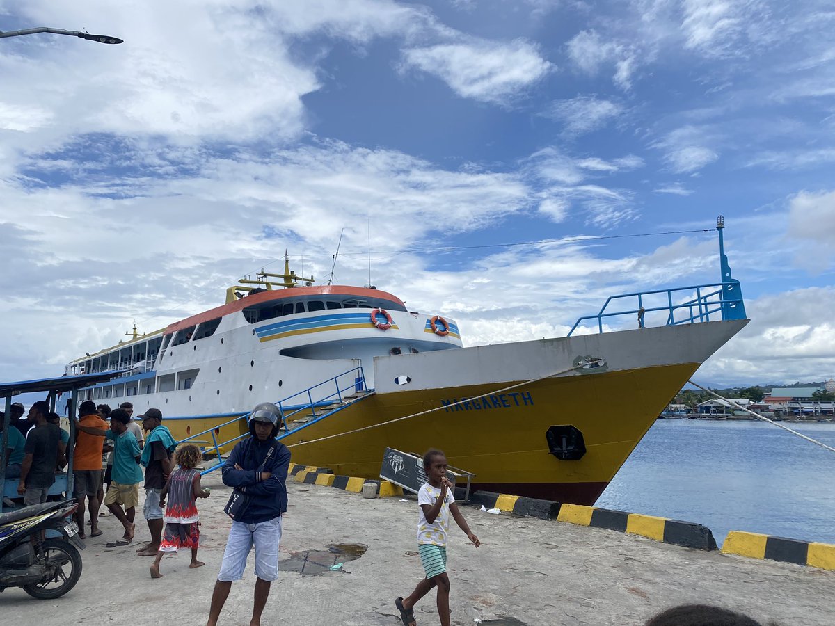 Welcome to Papua 🎉🎉🙌🏻
Lets enjoy penugasan kali ini 🙌🏻