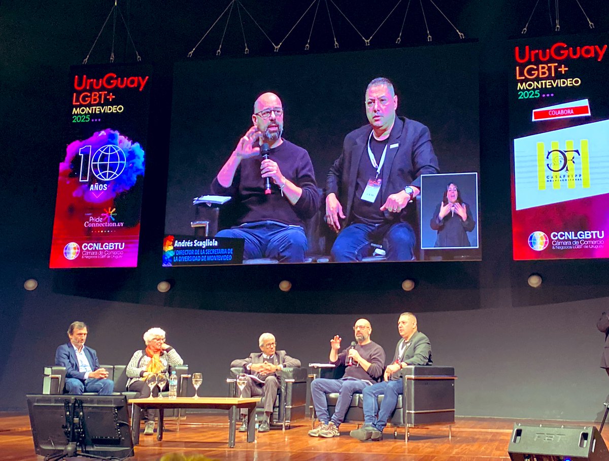 2do día. #UruguayLGBT+ 2025. <a href="/AdrianchoRusso/">ADRIAN RUSSO</a> ntro. presidente; el Mtro. de Trabajo y Seg. Social, Juan Castillo (<a href="/MTSSuy/">MTSS</a>); Carmen Anastasia x #PrideConnection; <a href="/ascagliola/">Andrés Scagliola</a> Dir. de la secretaria de la diversidad de <a href="/montevideoIM/">Intendencia de MVD</a>; y Miguel Venturiello Dir. Gral. de <a href="/INEFOPoficial/">INEFOP</a>