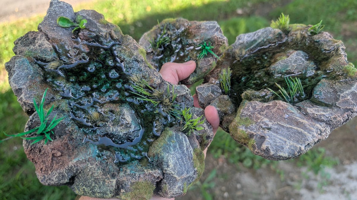 studiolevel_cyb's tweet image. A warm-up before something bigger – and a classic set of our lakes, this time painted in muddier tones at the client’s request. With the workshop move, I’m preparing a small sale, so stay tuned! ☺️