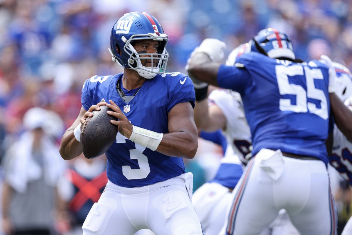 JayDanielsMVP's tweet photo. Week 1: Giants @ Commanders 

Drop your score predictions below ⬇️ https://t.co/e10bBR6jNB