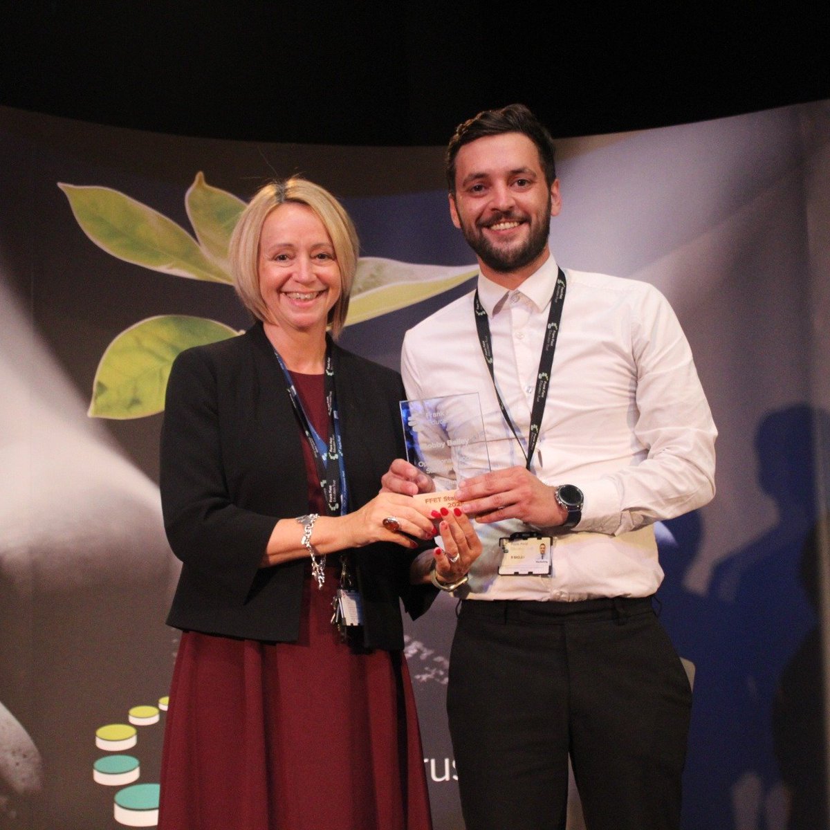 The Ellesmere Port CE College tweet media