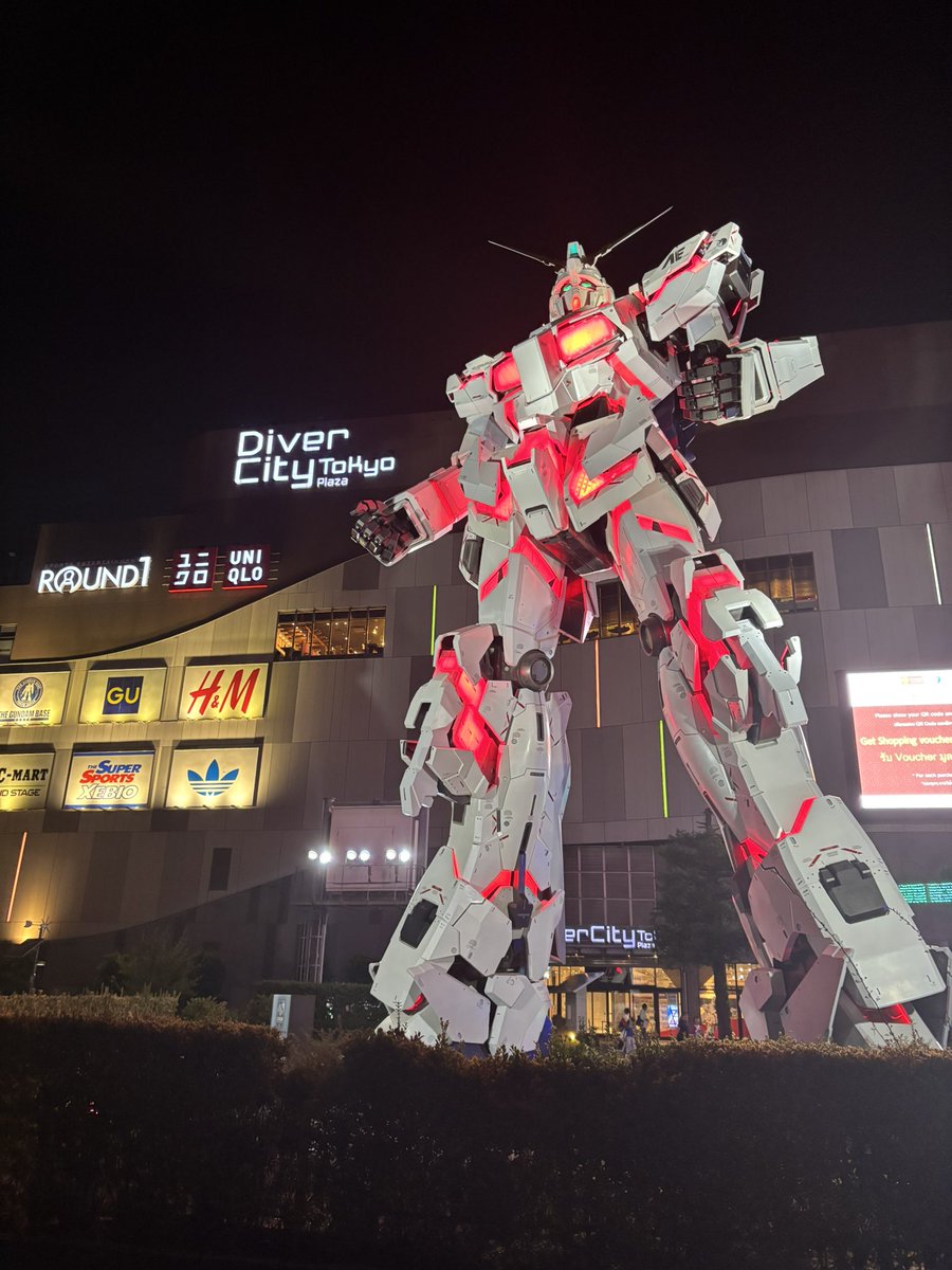 最高の感謝祭だった。今日までXを薄目で見てセトリ見なくてよかった。最高のセトリだった。ASKA上級編最高すぎた。興奮冷めやらない。 #ASKA