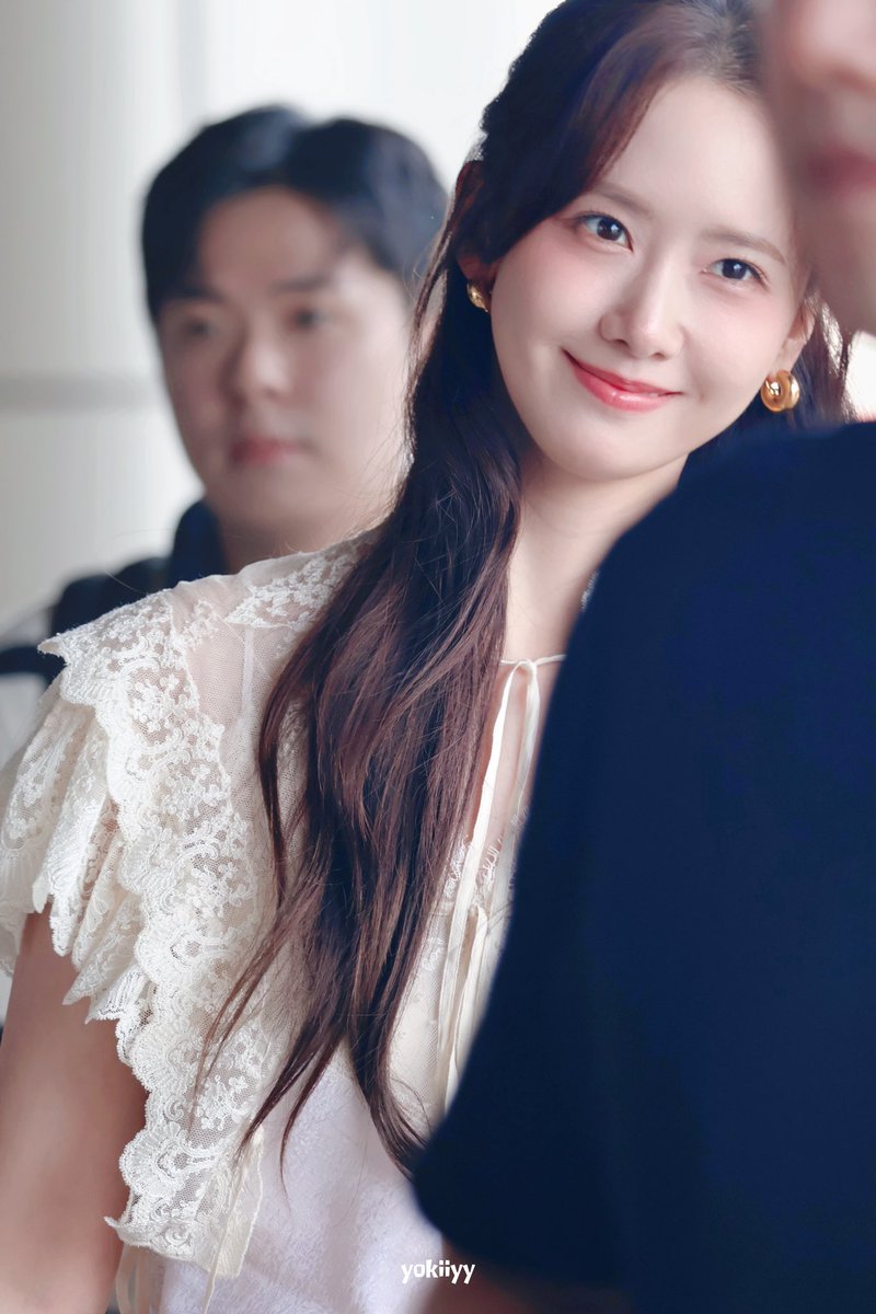 250903

이쁘다🥺

#임윤아 #LimYoonA #윤아 #YoonA