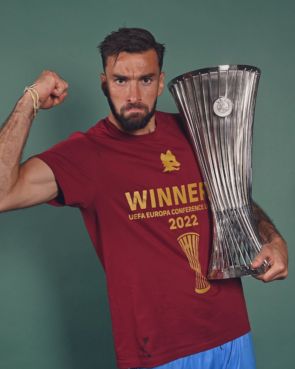 🚨 Trabzonspor, kaleci transferi için gündeme gelen isimlerden birisi kulüpsüz olan 37 yaşındaki Portekizli kaleci Rui Patricio.