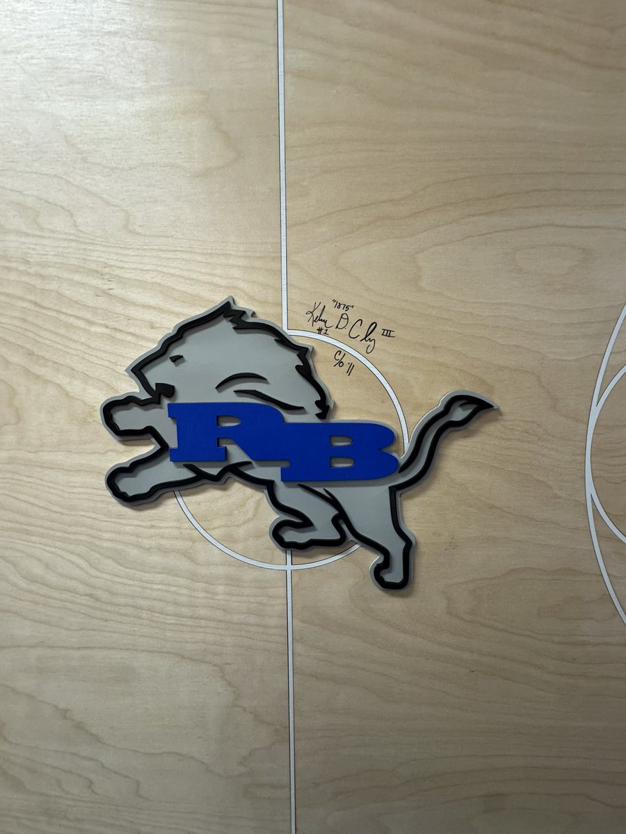 Kelvin Clay, Red Bank and Samford University alum is the first to sign our Alumni board. He is Red Bank’s 2nd all-time leading scorer and an integral part of the 2008 (Final 4) and 2009 (Elite 8) teams that went to state. The 2008 team was also ranked as high as #5 in the state