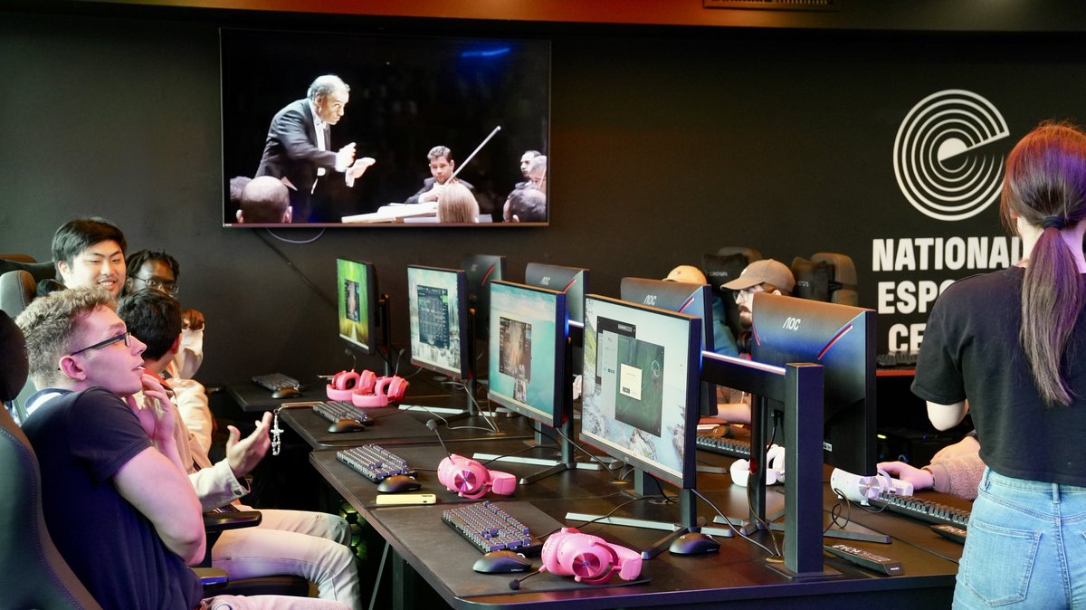 Special thank you to the wonderful people who came out to our #RiotPlayClub: League of Legends Night last week! 🫶

Keep your eyes out for the next one! 👀