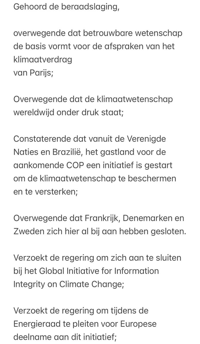 Suzanne Kröger 💚 tweet media