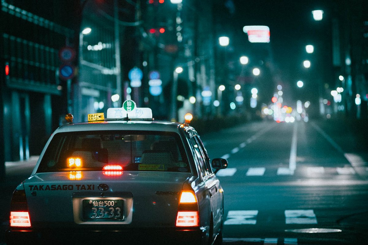 ReijiroSnap's tweet image. Through the quiet city night.
静寂を抜ける
#夜散歩 #streetphotography #latenightvibes