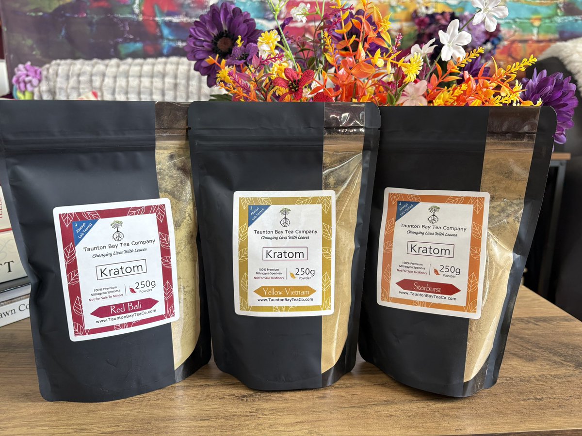 TauntonKratom's tweet image. Has there even ever been a more iconic Fall #Kratom trio? 
TauntonBayTeaCo.com or 207-422-2895*
๐ธ Red Bali, Yellow Vietnam, Starburst Blend (red + yellow)
#TauntonBayTeaCo #LabTested #KratomPowder