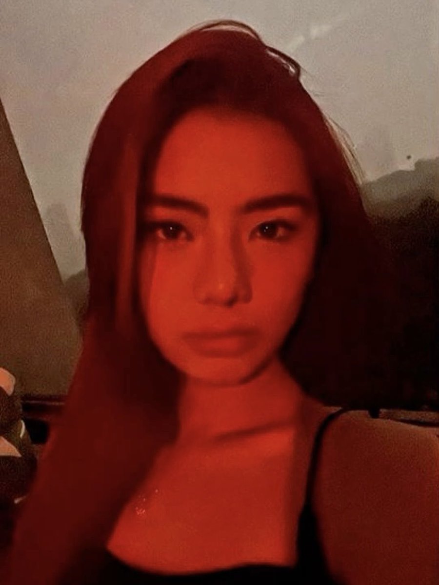 yshì tweet media