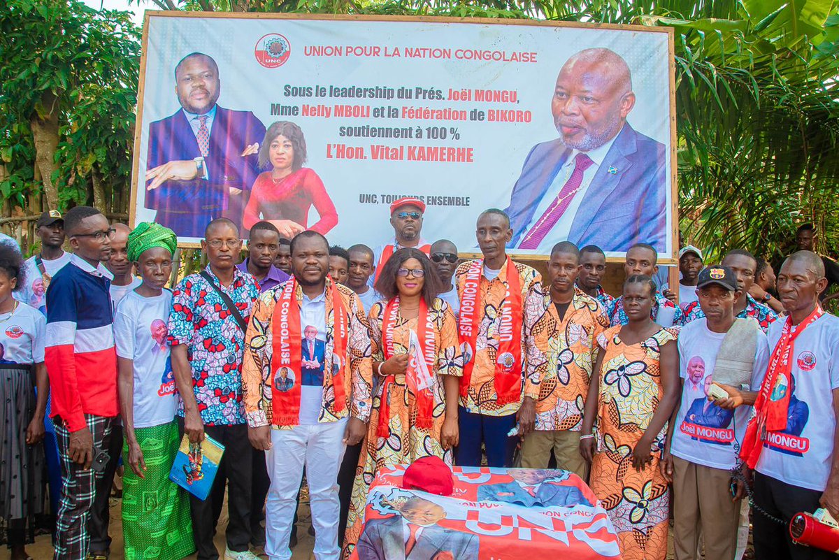 KalakaLukumu's tweet image. Avant de regagner Kinshasa, @JolMongu2 president de la #JIK,  en présence du Secrétaire Interfédéral de l’UNC/ Province de l’Équateur procédé à l’inauguration du nouveau siège, qu'il  doté à la Fédération de l’UNC/Bikoro.@VitalKamerhe1 @BillyKambale1 @RemyBongungu