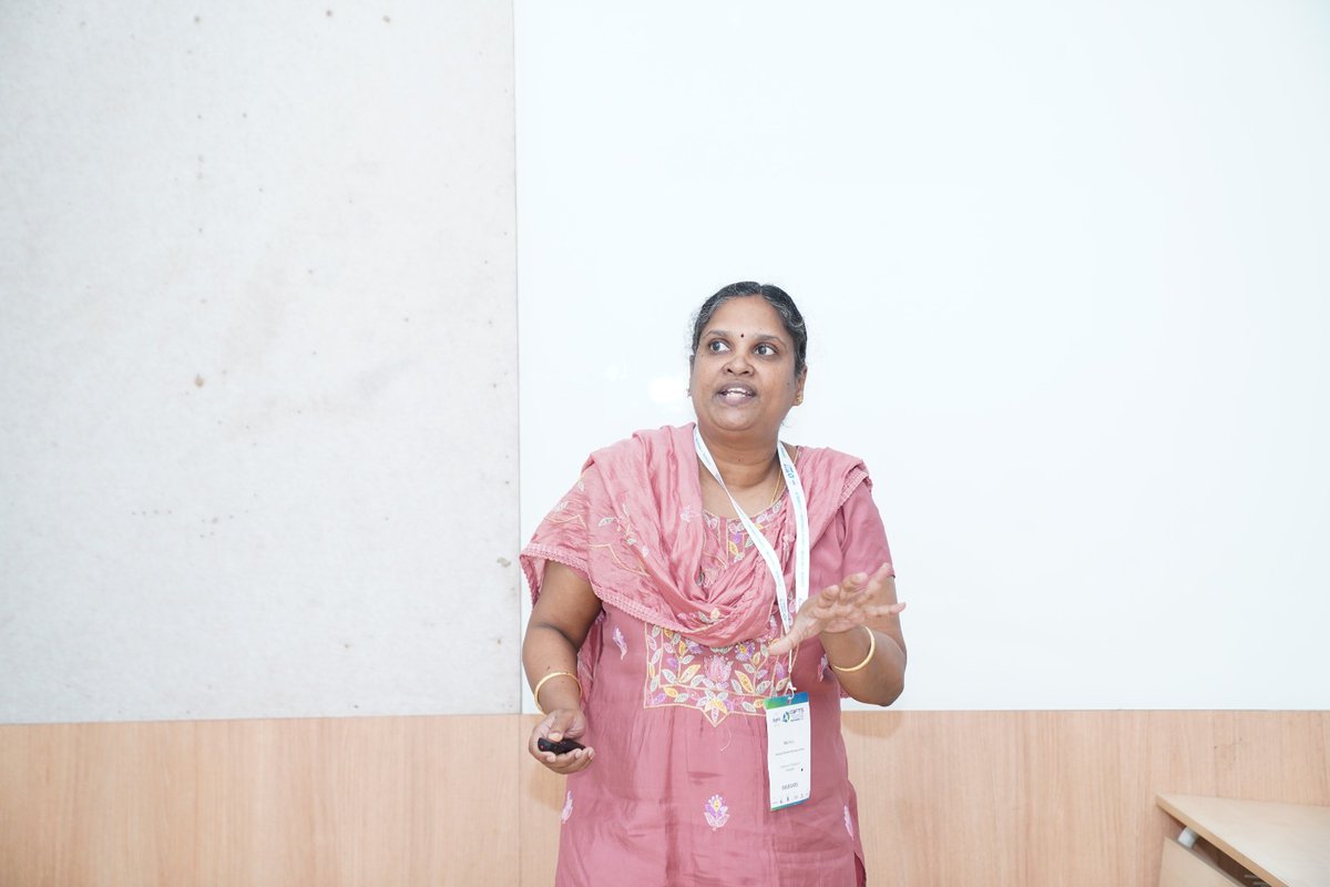 Gifts_Summit's tweet image. Day 3 of GIFTS Summit 2025 spotlighted Theme 1 – Emerging Trends in Remote Sensing &amp;amp; Geospatial Tech. Experts from IIRS, CSSTEAP, C-DAC &amp;amp; NRSC shared insights on innovations driving climate action, sustainability &amp;amp; community resilience.
#RemoteSensing #GeospatialTechnologies