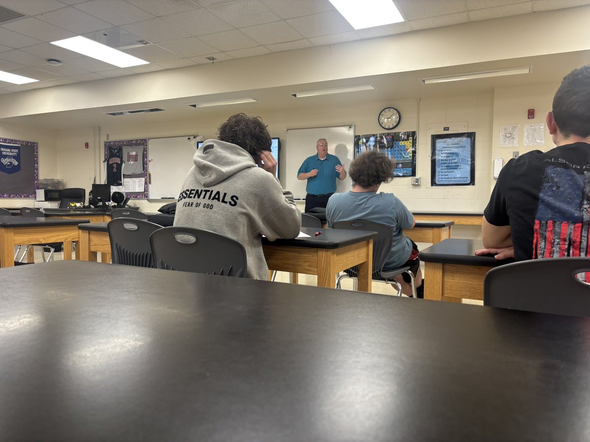 Brian Tomamichel (@tomamichelwws) on Twitter photo Had a little throwback today sitting in Mr. Goodwin’s science class. He was my physics teacher back when I was at Beech Grove High School. It was great to be back in his classroom, this time learning about elements, compounds, and mixtures. <a href="/CadetPrincipal/">Jeff Hansel</a> Had a little throwback today sitting in Mr. Goodwin’s science class. He was my physics teacher back when I was at Beech Grove High School. It was great to be back in his classroom, this time learning about elements, compounds, and mixtures. <a href="/CadetPrincipal/">Jeff Hansel</a>