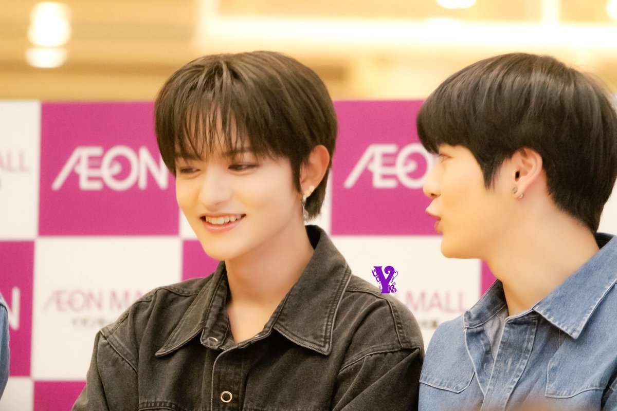 chae_icU_ko1022's tweet photo. 2025.07.24
나고야 타와레코드이벤트
🌞🌞🌞
#더블원 #DoubleOne
#BAE173 #비에이이
#FANTASYBOYS #판타지보이즈
#빛 #BIT #민재 #홍성민 #HONGSUNGMIN https://t.co/mSiQ1aC7NI