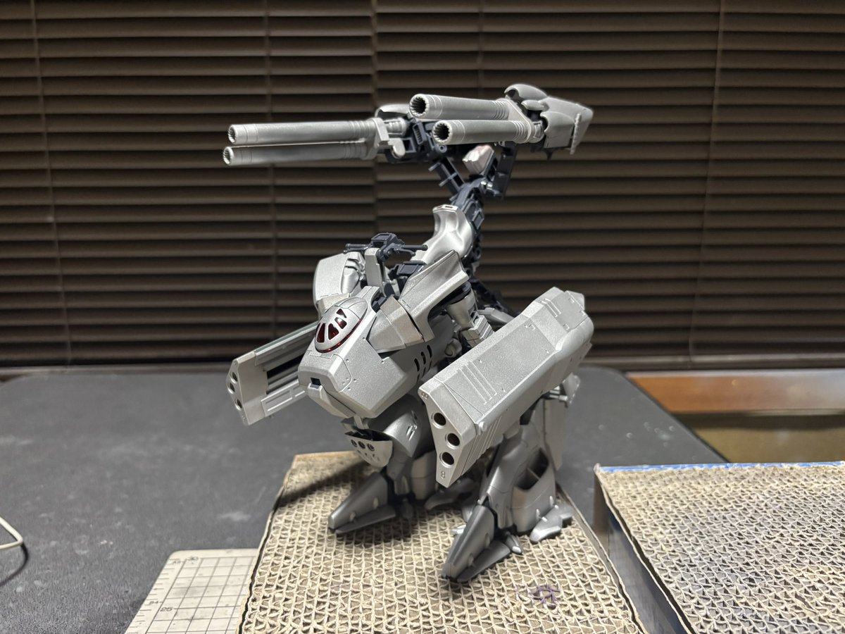 aksunflowers30's tweet image. さてこれでサフは終了したぞ😁
ここから配色決めましょうか🤔

#マクロスモデラーズ
#vfg
#vb6