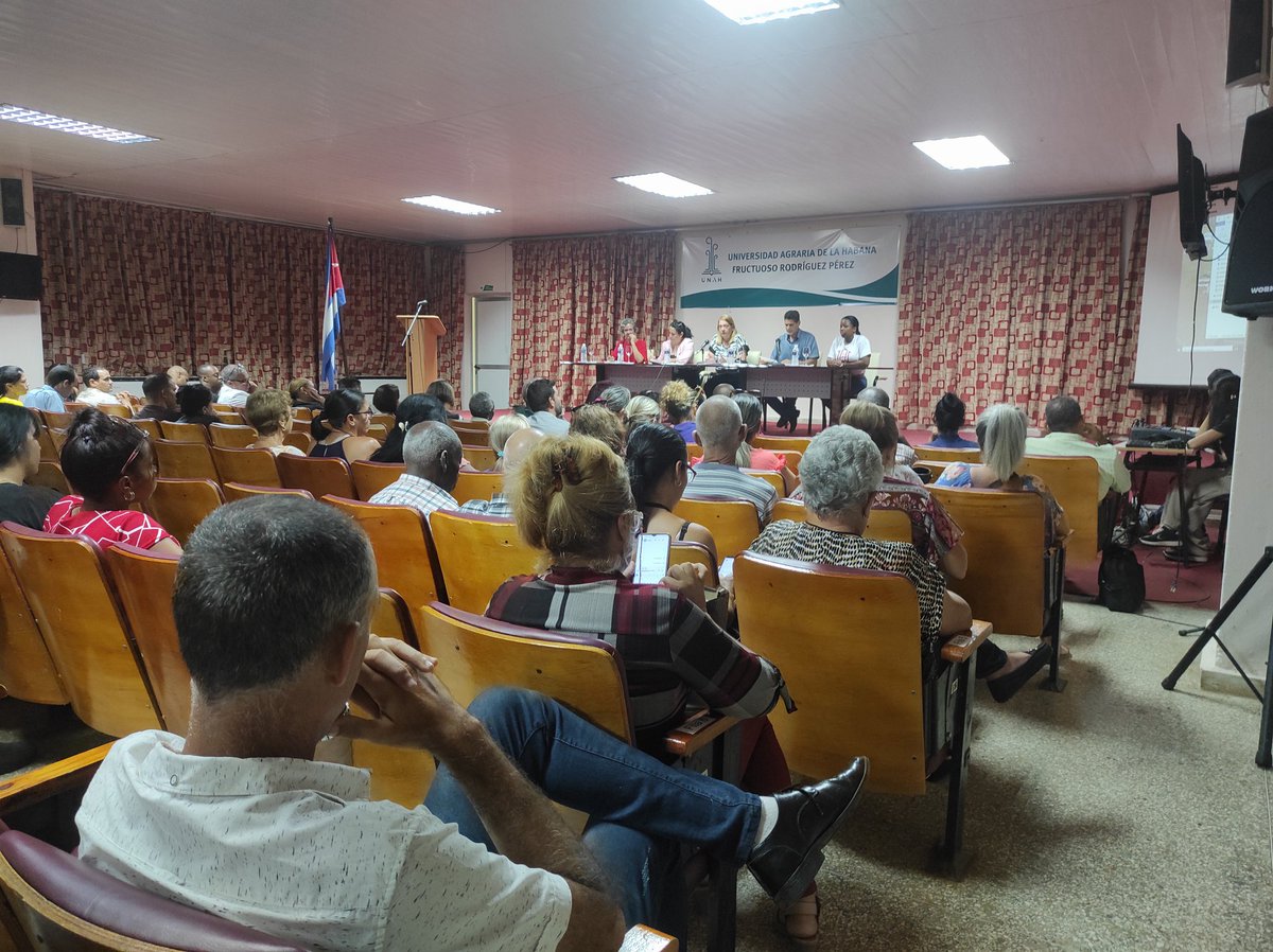 🌱🇨🇺 Inicia recorrido de <a href="/CubaMES/">MES</a> a nuestra universidad para la evaluación parcial del cumplimiento de los objetivos y seguimiento al desarrollo de los procesos universitarios.

#SienteCreceYTransforma #SomosUnahCuba