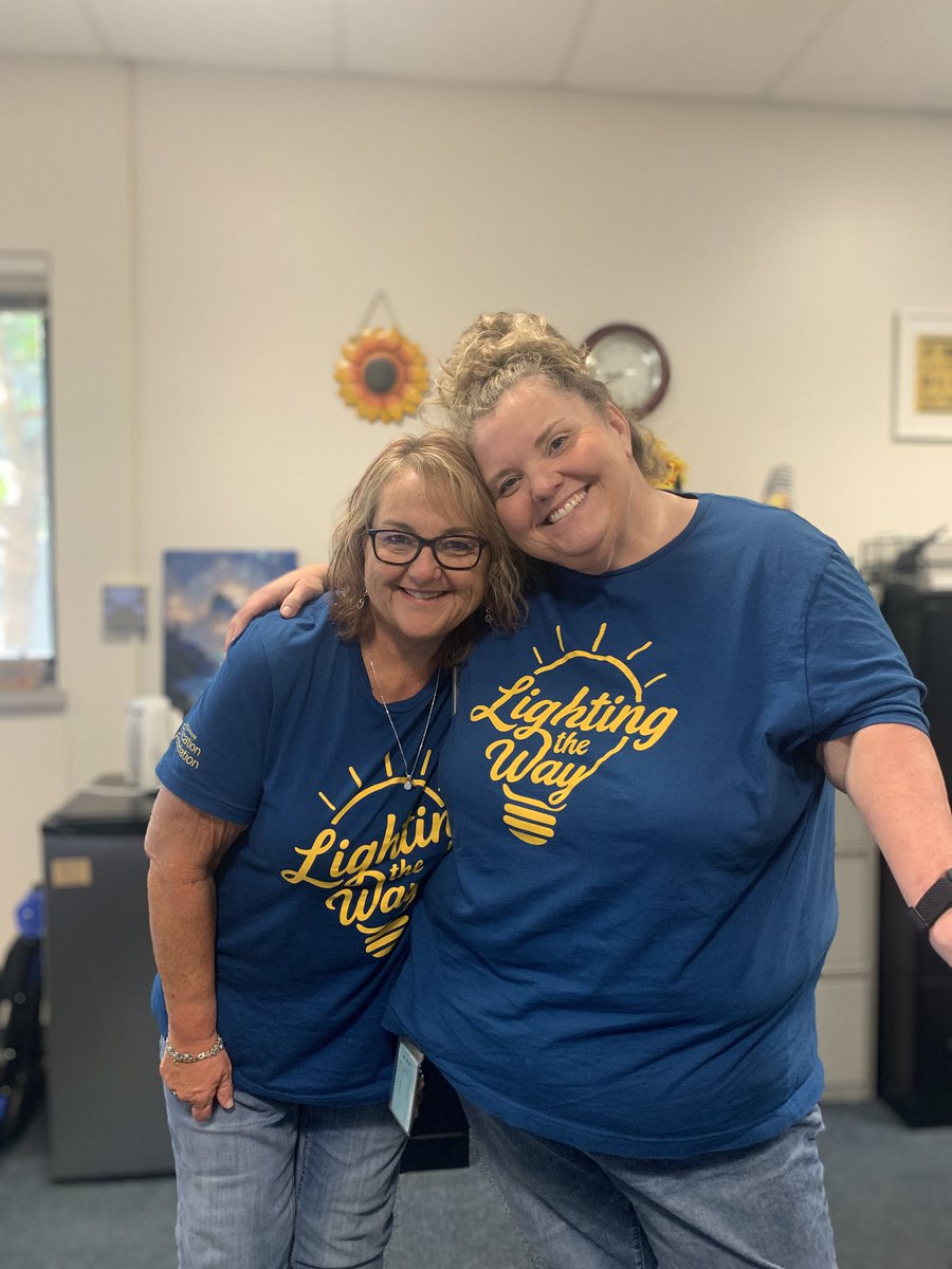 Reppin for <a href="/NKCEdFoundation/">NKC Schools Education Foundation</a> today!