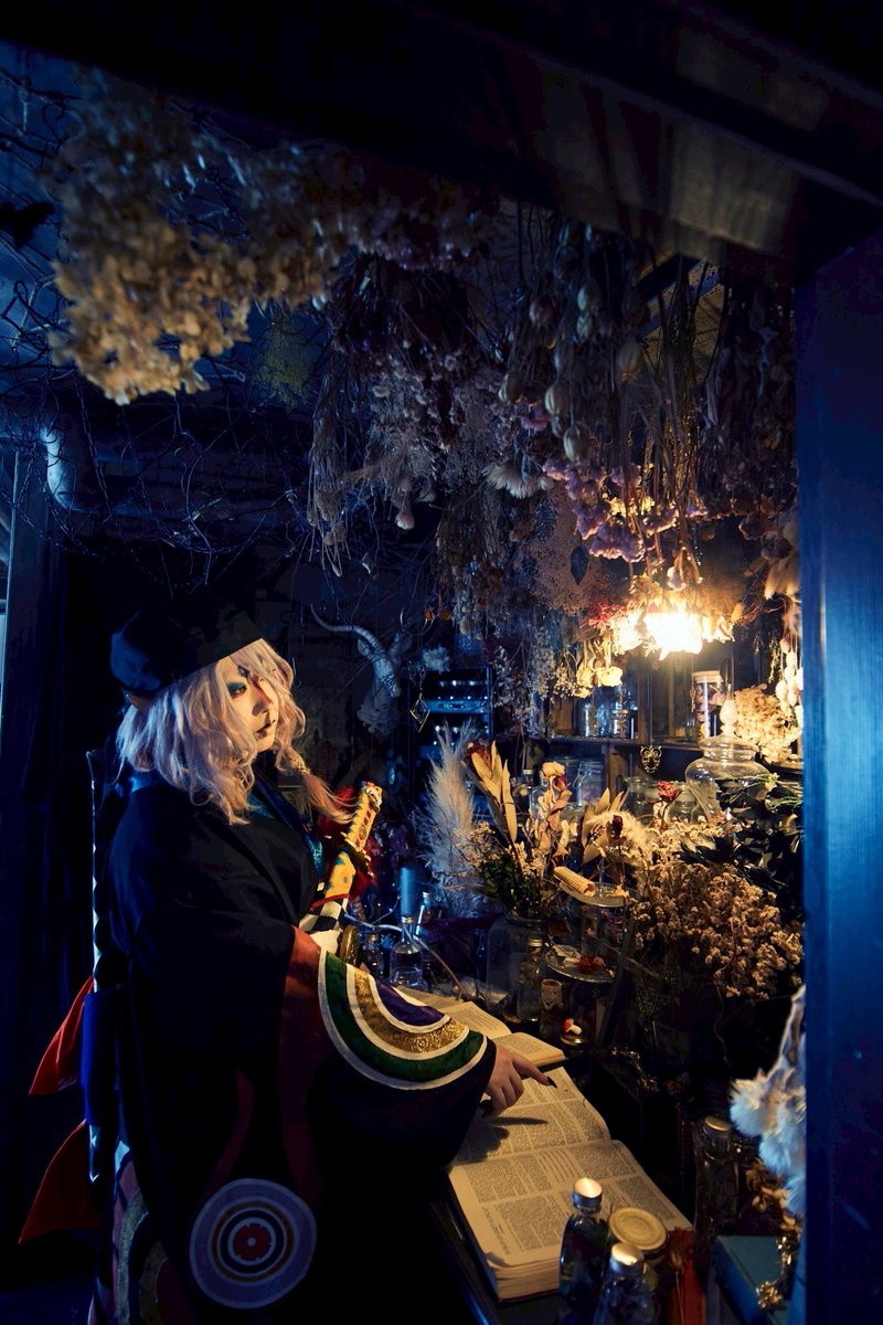 様々な場所で発現する薬売り
<a href="/yosinosan/">地獄の狂犬デスチワワよしの</a> 様
#薬売りの日 
#コスプレ