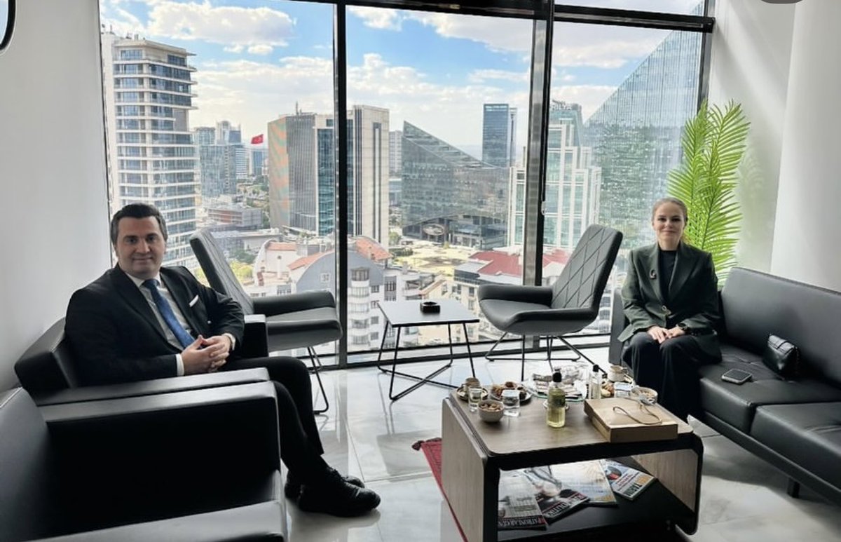 📍Ankara

Siyasal İletişim Uzmanı aynı zamanda Siyasal Strateji hesabının yöneticisi sn.Veysel Sevinç ile bir araya geldik.

Nazik misafirperverliği için teşekkür ederim.