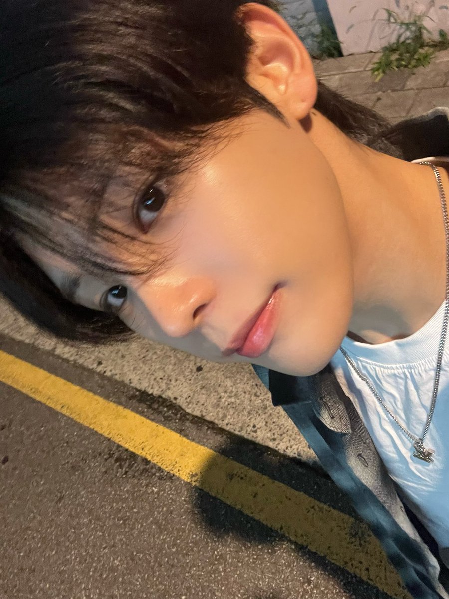 XODIAC_MEMBERS's tweet photo. [#규민🐶] 

🍀☘️

#XODIAC #소디엑 #GYUMIN #규민 
#똑똑똑_귬이등장 https://t.co/R2C8a4qV2e