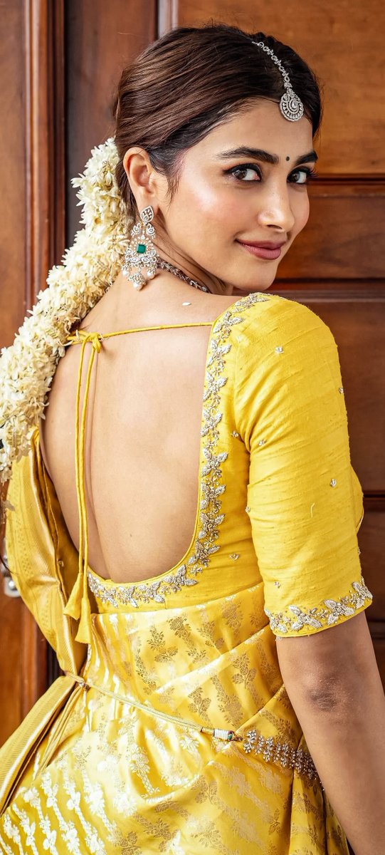 Poojastann's tweet photo. #Poojahegde https://t.co/tM5HsmQfMV